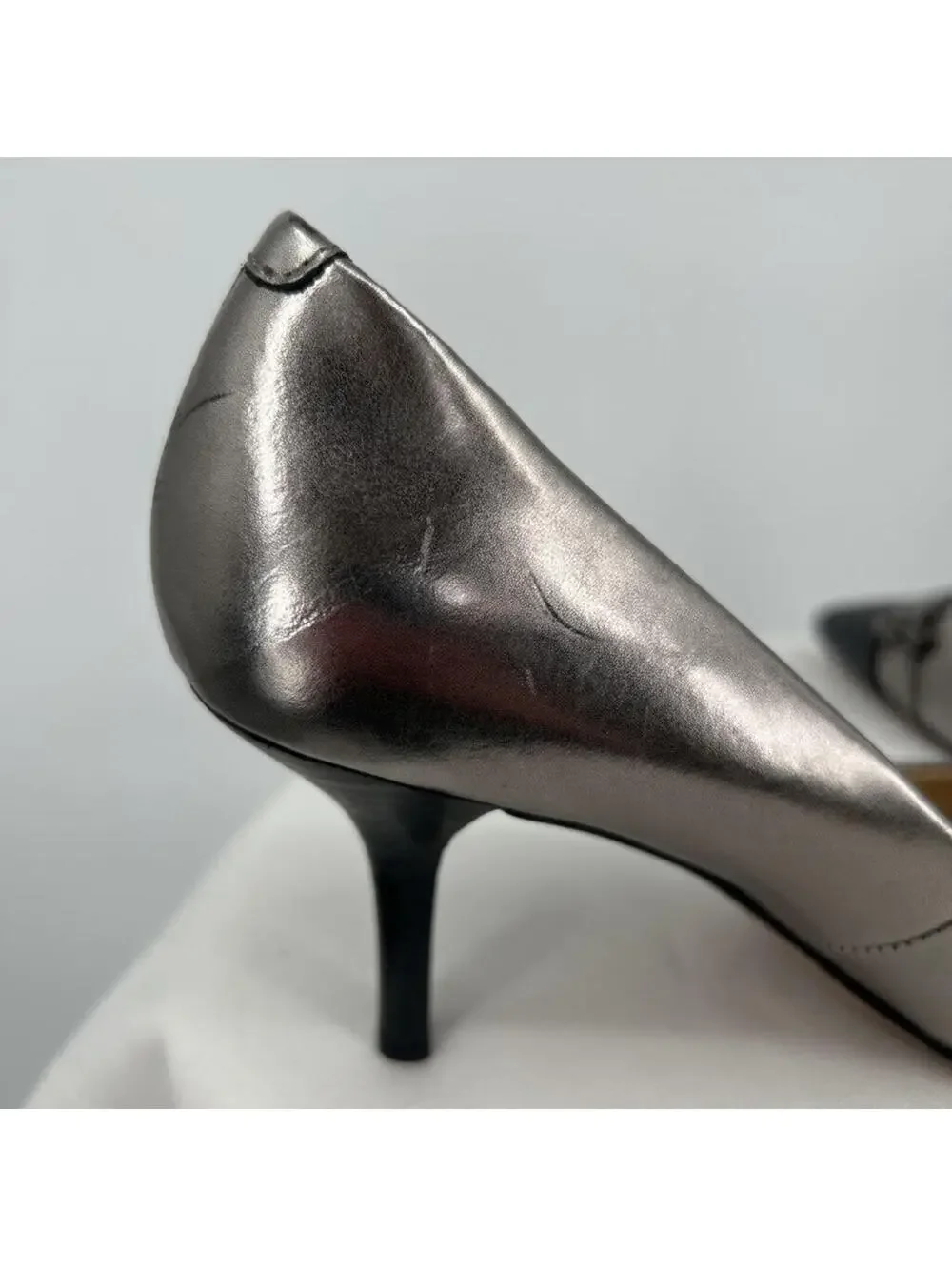 Women's Coach Bowery Pewter & Black Cap Toe Pointed Pumps 5